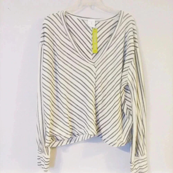 By Together Striped Top - Picture 3 of 6